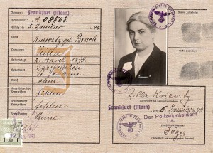 Kennkarte für Margarete Knewitz mit dem eingedruckten „J“ und dem jüdischen Namen Zilla, der sie als „Jüdin“ kennzeichnet. © Erica Ludolph