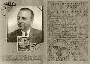 Postausweis für Siegmund Stein, der ihm in Wien auf den Namen „Oscar Werm“ ausgestellt wird. © Hessisches Hauptstaatsarchiv Wiesbaden